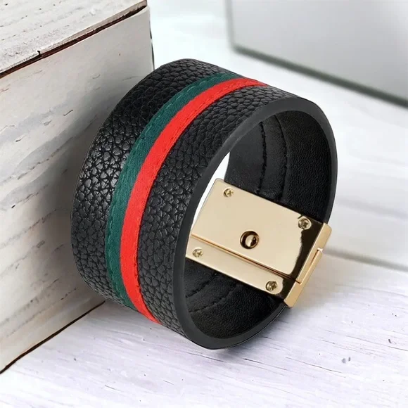 SUPER CHIC FAUX LEATHER CUFF BRACELET WITH DESIGNER INSPIRED STRIPES - Picture 3 of 6